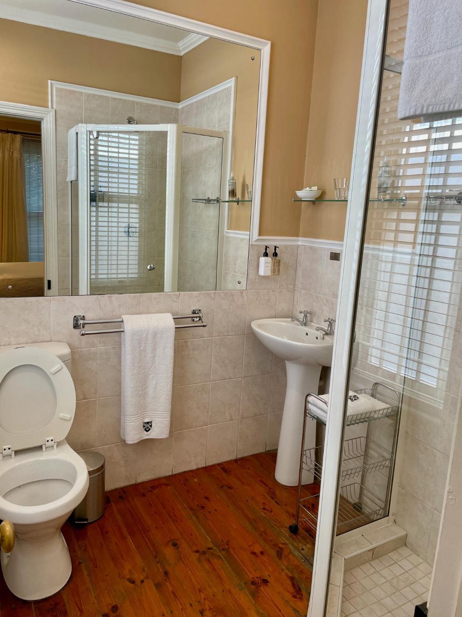 Tintagel Guest House Кейптаун Екстериор снимка